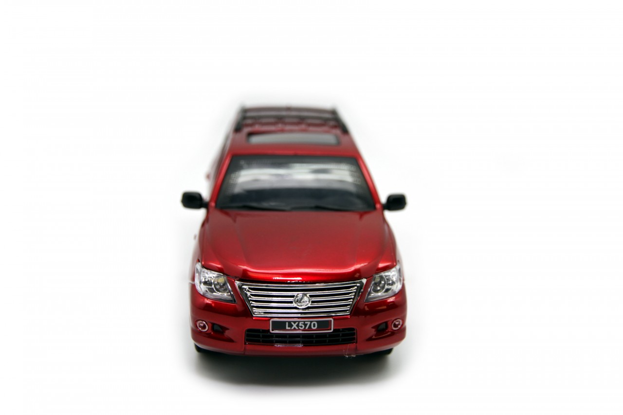 Машина на ру BALBI HQ20130 Lexus LX 570 1:24 красный
